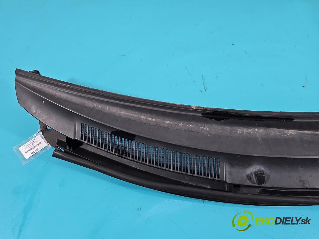 Toyota Yaris II 2005-2011 1.0 vvti 69KM manual 51 kW 998 cm3 5- torpédo 55708-52050 (Torpéda)