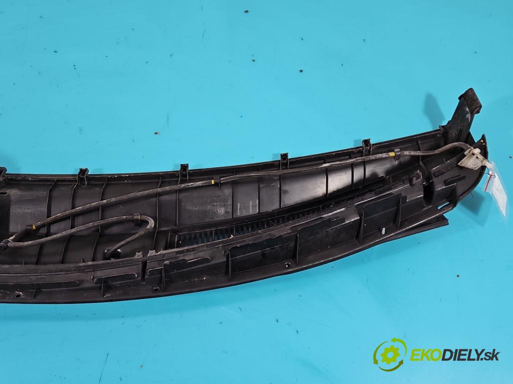 Toyota Yaris II 2005-2011 1.0 vvti 69KM manual 51 kW 998 cm3 5- torpédo 55708-52050 (Torpéda)