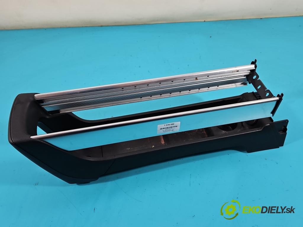 Opel Meriva B 2010-2017 1.4 T 120 HP manual 88 kW 1364 cm3 5- operadlo  (Lakťové opierky)