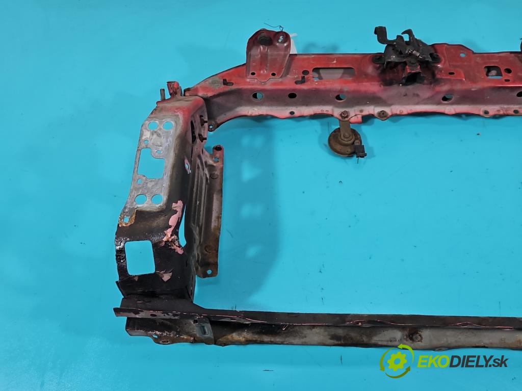 Toyota Yaris II 2005-2011 1.0 vvti 69KM manual 51 kW 998 cm3 5- stěna přední  (Výztuhy přední)