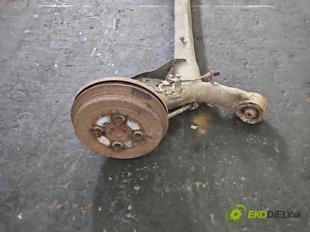 Toyota Yaris II 2005-2011 1.0 vvti 69KM manual 51 kW 998 cm3 5- zadní výztuha  (Výztuhy zadní)