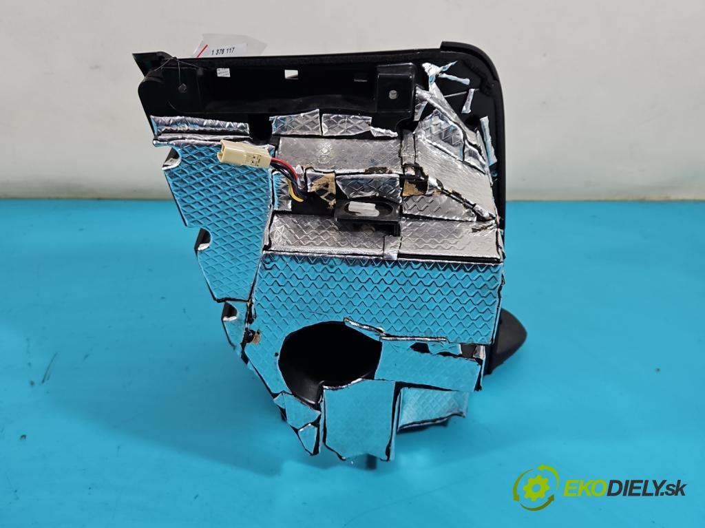 Mitsubishi Outlander II 2006-2013 2.0 DI-D 140 HP manual 103 kW 1968 cm3 5- Subwoofer:  (Audio zariadenia)