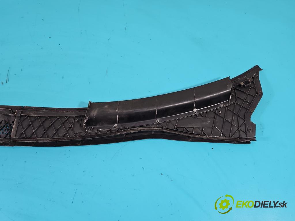 Ford Focus Mk1 1998-2004 1.6 16V 101 HP manual 74 kW 1596 cm3 5- torpédo 1W1 (Torpéda)