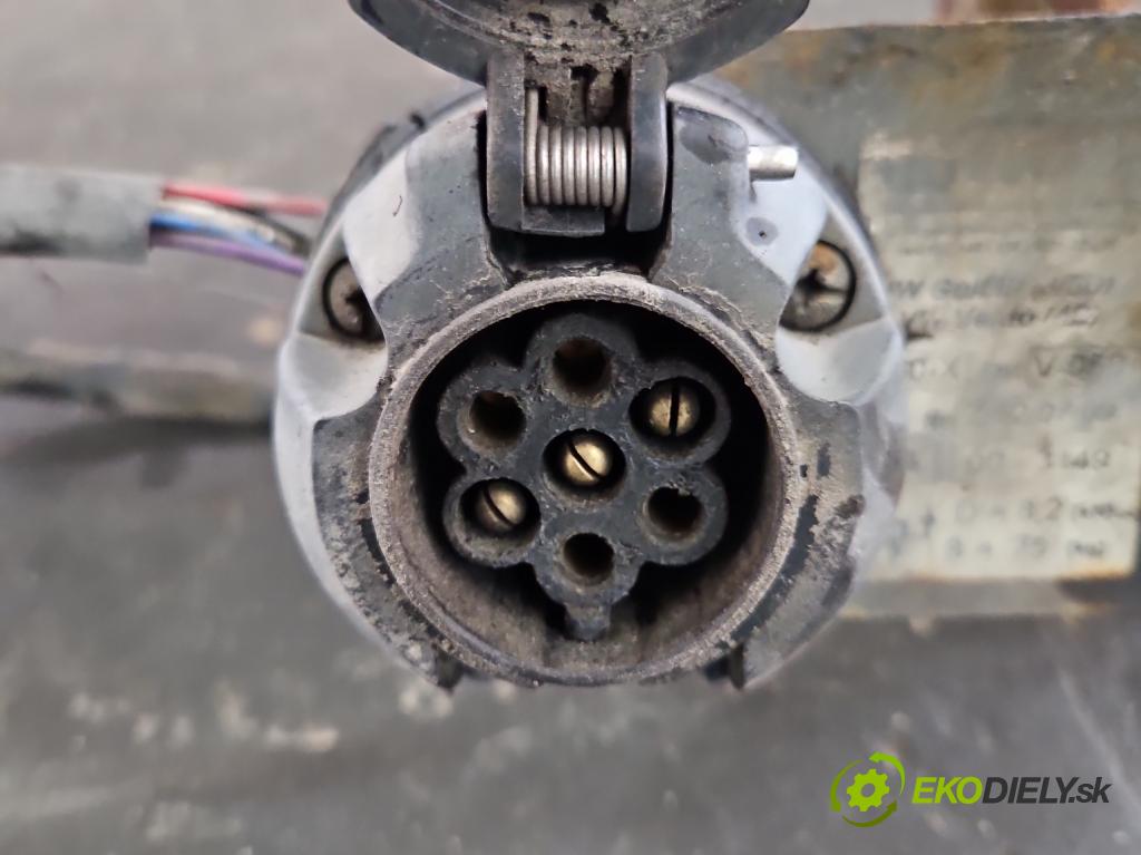 Vw Golf III 1991-1998 1.8 90 hp manual 66 kW 1781 cm3 3- oko tažné  (Tažná zařízení)