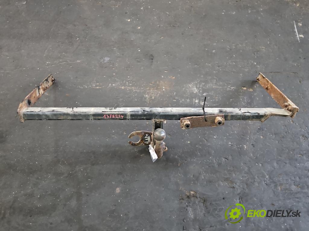 Ford Focus Mk1 1998-2004 1.6 16V 101 hp manual 74 kW 1596 cm3 5- oko tažné  (Tažná zařízení)