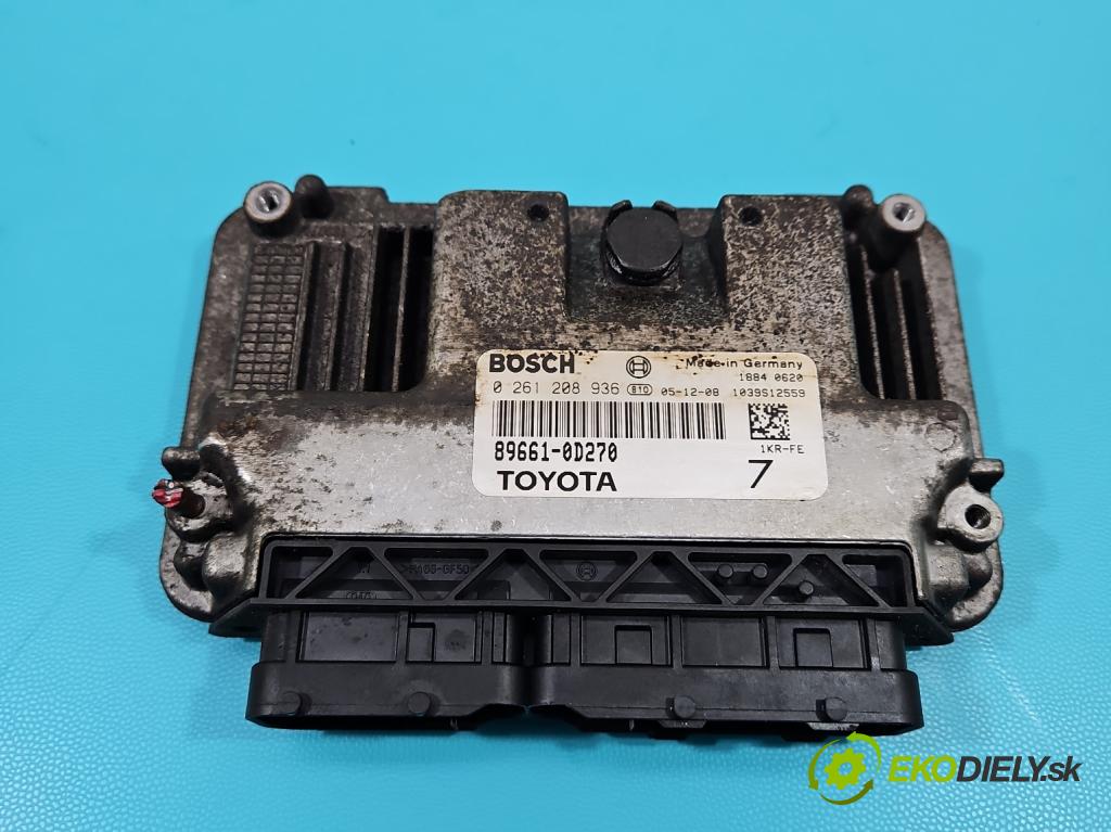 Toyota Yaris II 2005-2011 1.0 vvti 69KM manual 51 kW 998 cm3 5- řídící jednotka motoru 0261208936