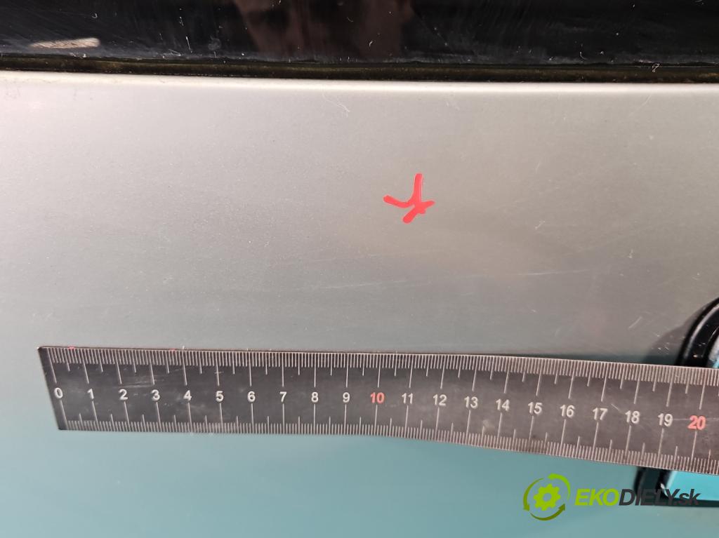 Seat Ibiza II 6K 1993-2002 1.9 sdi 64 hp manual 47 kW 1896 cm3 5- zadní kufrové dveře  (Zadní kapoty)