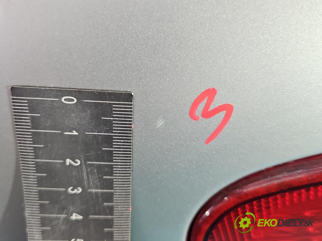 Seat Ibiza II 6K 1993-2002 1.9 sdi 64 hp manual 47 kW 1896 cm3 5- zadní kufrové dveře  (Zadní kapoty)