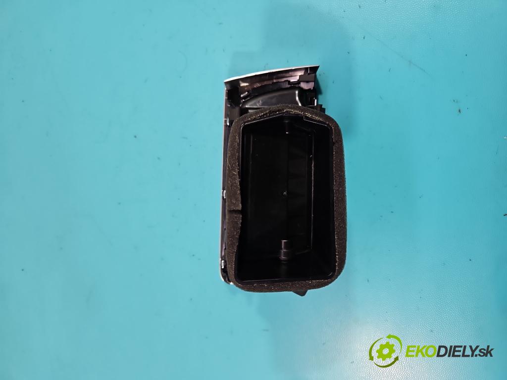 Audi A7 4G 2010-2018 3.0 tdi 272 HP automatic 200 kW 2967 cm3 5- Mřížka: kúrenia stredová 4G1820901 (Mriežky kúrenia (fukáre))