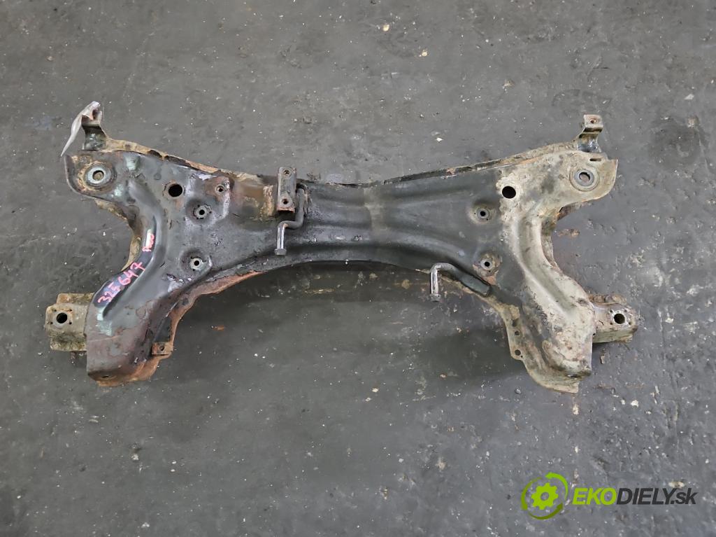 Vw Polo III 6N 1994-2001 1.9 sdi 64 hp manual 47 kW 1896 cm3 3- výztuha motoru