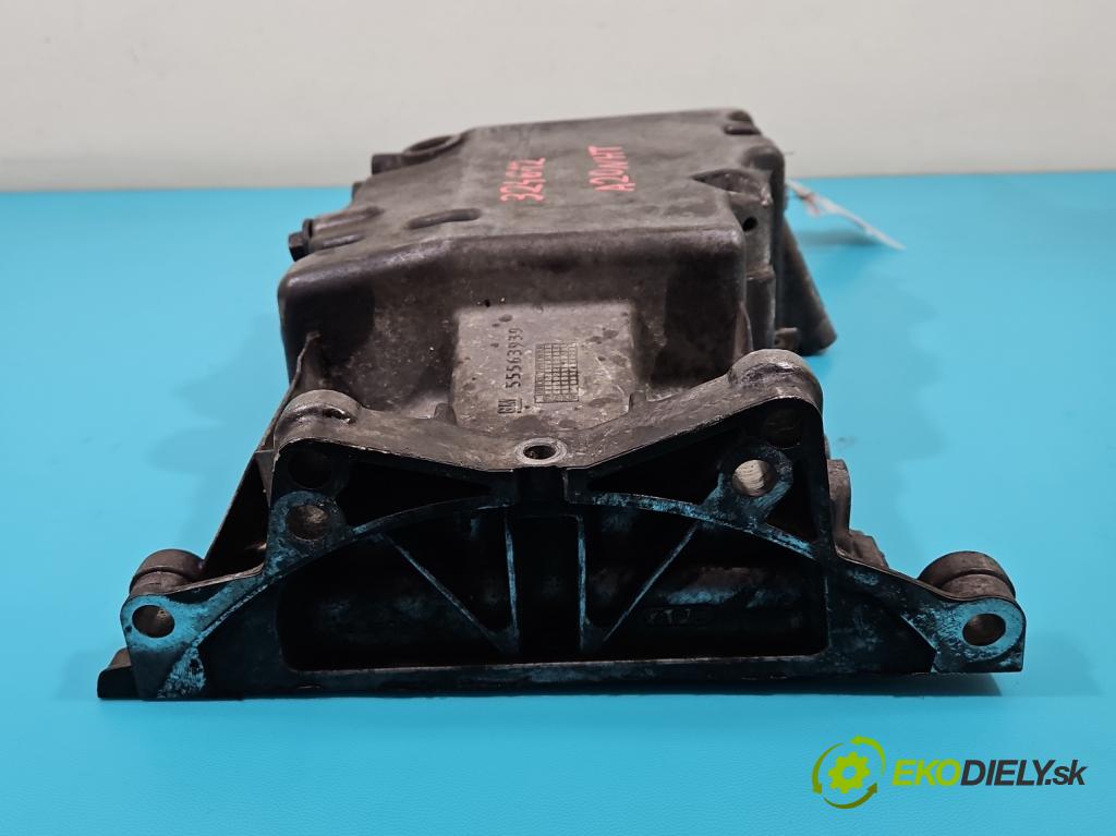 Opel Insignia A 2008-2017 2.0 T 220KM manual 162 kW 1998 cm3 5- vaňa olejová 55563939 (Olejové vane)