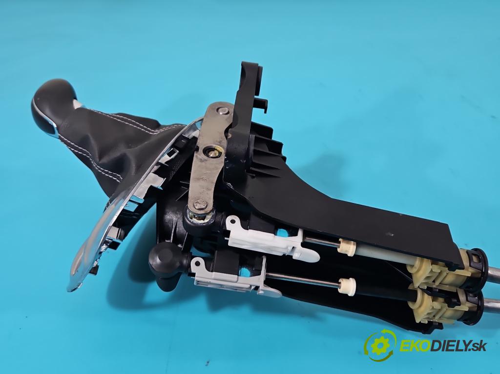 Opel Meriva B 2010-2017 1.4 T 120 HP manual 88 kW 1364 cm3 5- Páka: Změny: stupeň,rýchlosť 8126300250 (Rýchlostné páky / kulisy)