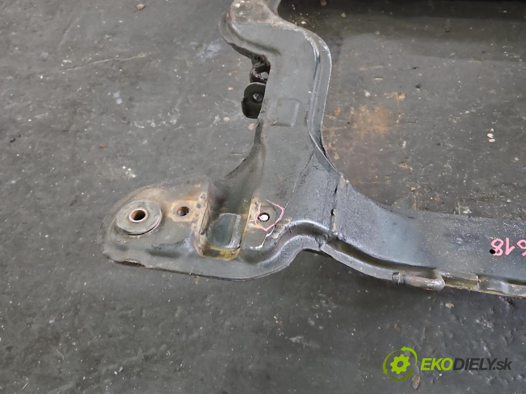 Hyundai Atos 1.0 54 hp manual 40 kW 999 cm3 5- výztuha motoru