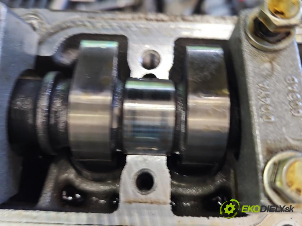 Ford Focus Mk3 2010-2018 1.6 16V 125 hp manual 92 kW 1596 cm3 5- motor benzín PNDA