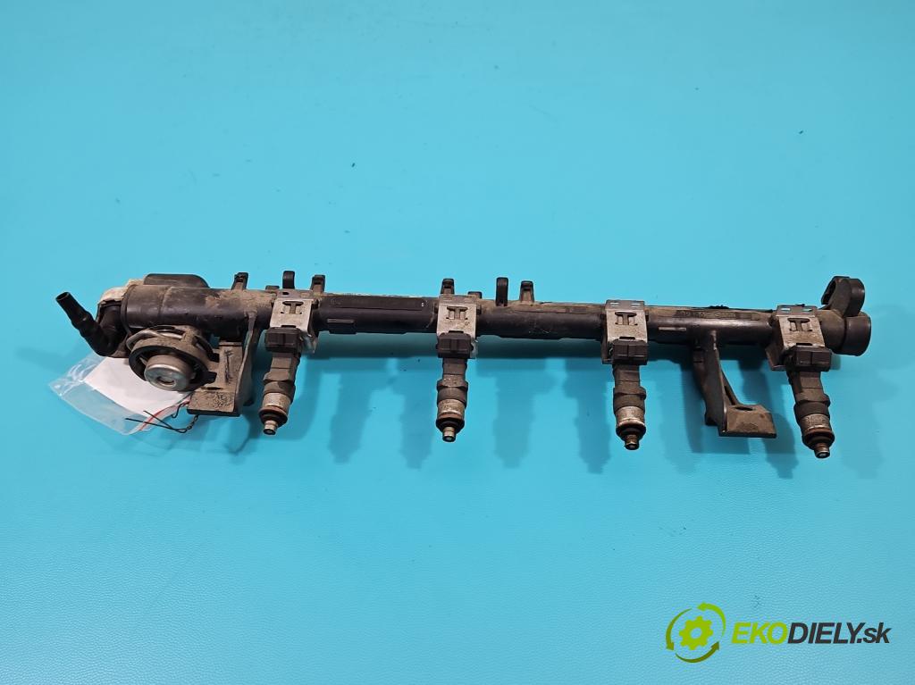 Ford Focus Mk3 2010-2018 1.6 16V 125 HP manual 92 kW 1596 cm3 5- vstrek 8A6G-9H487-AB (Vstrekovače)