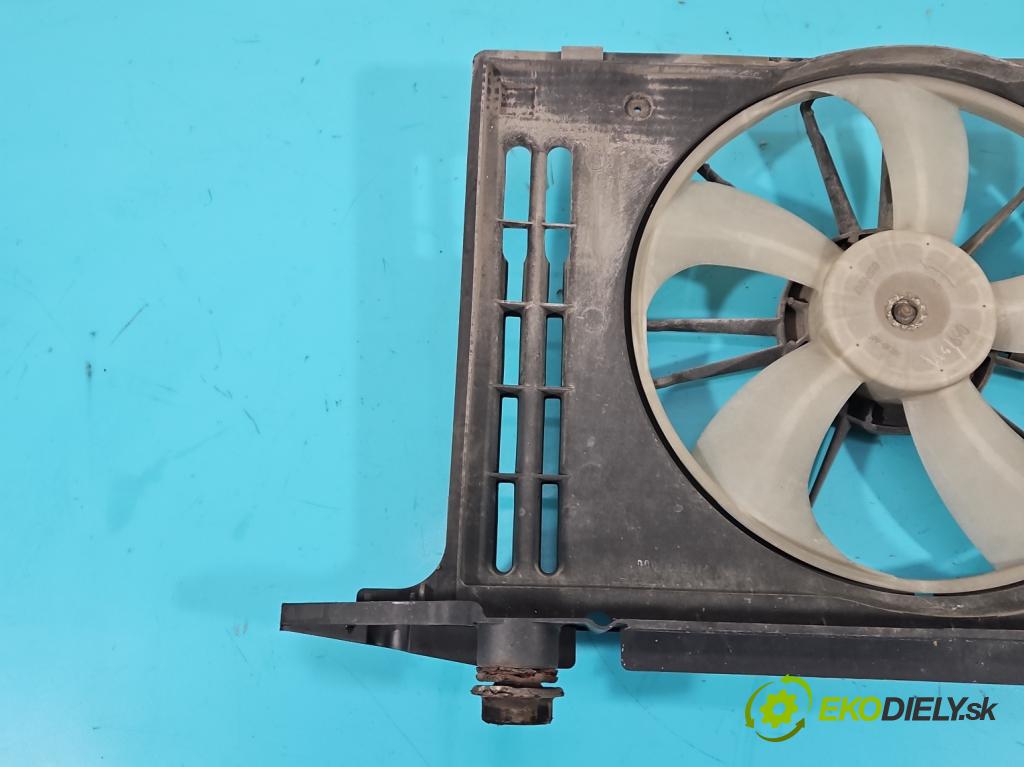 Toyota Auris I 2006-2013 1.6 vvti 124hp manual 91 kW 1598 cm3 5- Ventilátor chladiča