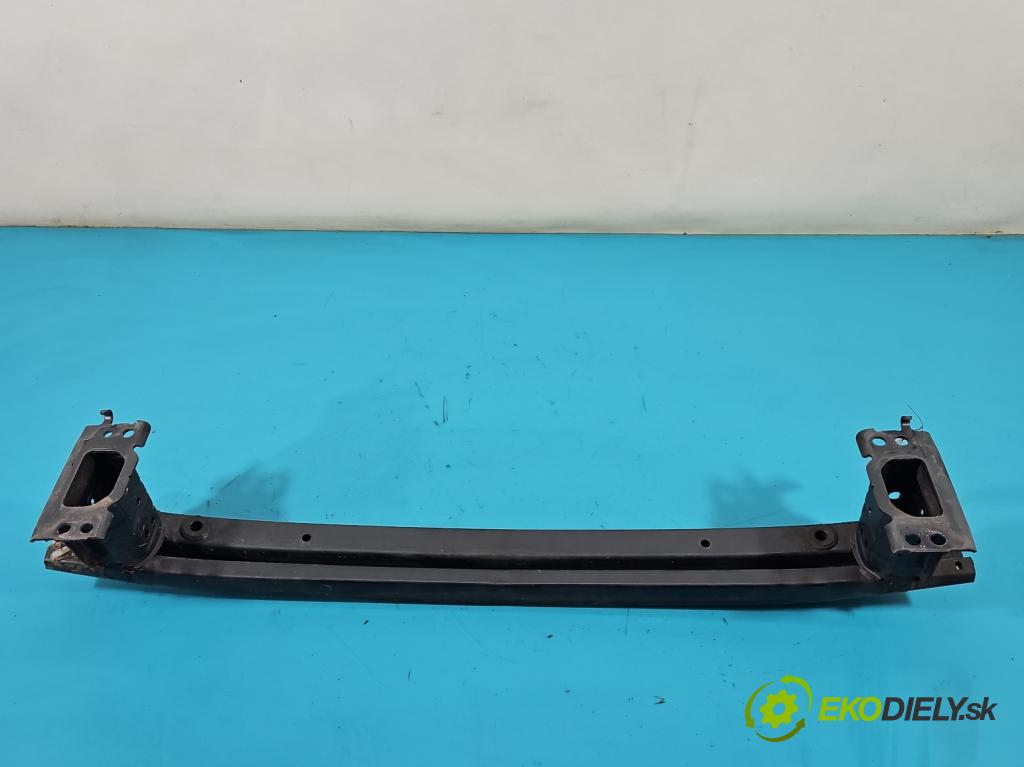 Toyota Auris I 2006-2013 1.6 vvti 124 hp manual 91 kW 1598 cm3 5- výztuha nárazníku přední