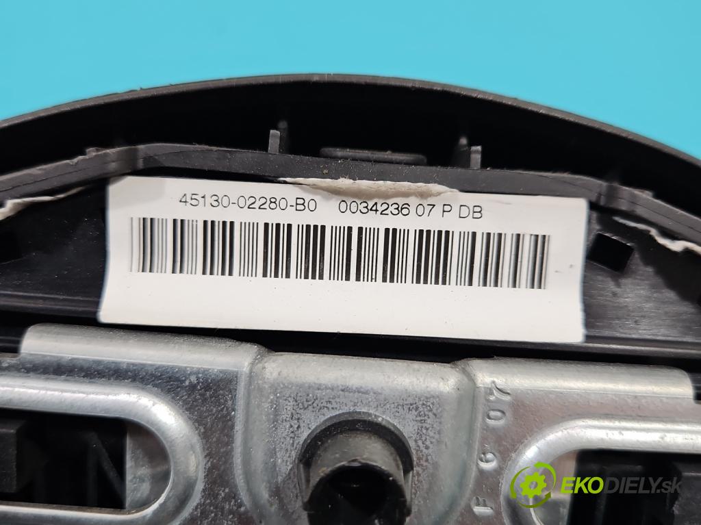 Toyota Auris I 2006-2013 1.6 vvti 124hp manual 91 kW 1598 cm3 5- airbag vzduch: Řidiči: 45130-02280-B0 (Airbagy)