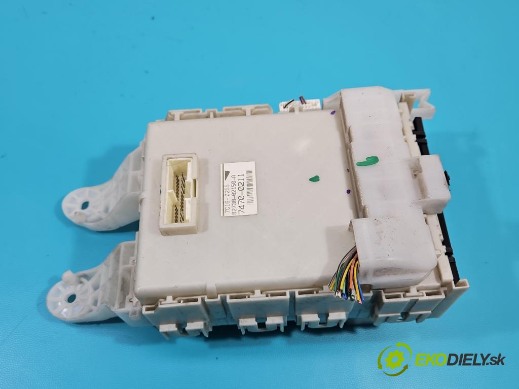 Toyota Auris I 2006-2013 1.6 vvti 124 hp manual 91 kW 1598 cm3 5- řídící jednotka motoru 89661-02E51