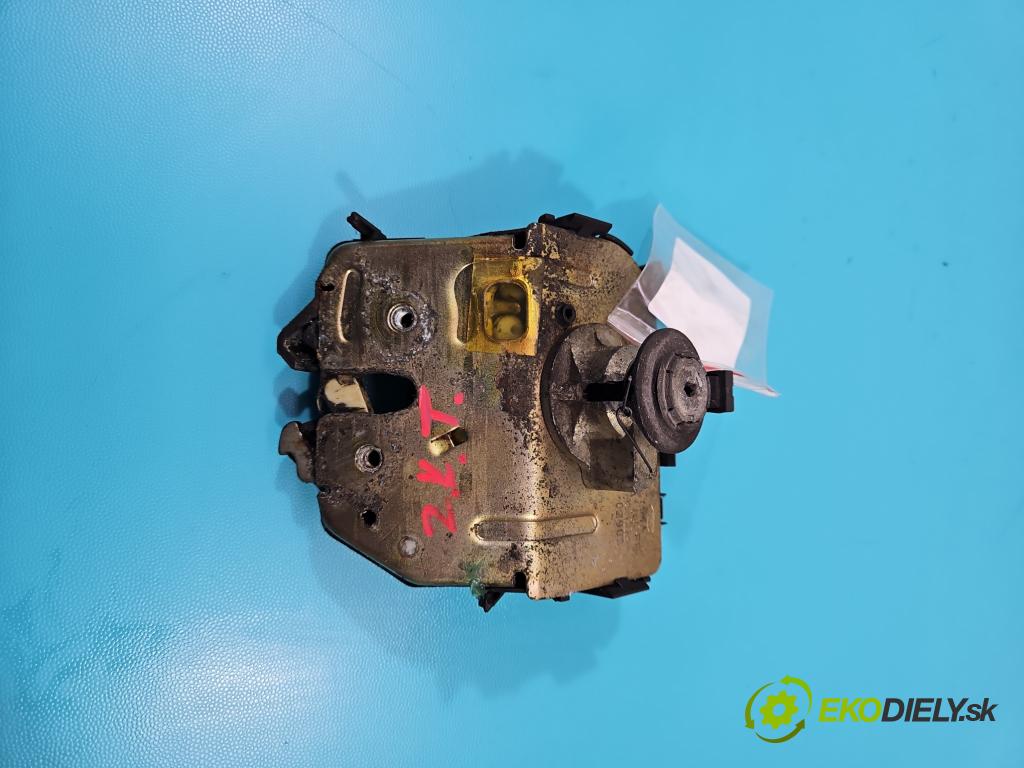 Ford Focus Mk1 1998-2004 1.8 tdci 101 hp manual 74 kW 1753 cm3 5- zámek kufrových dveří zadní