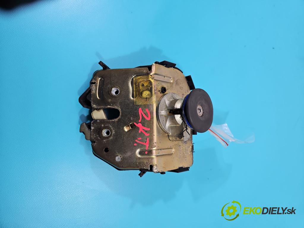 Ford Focus Mk1 1998-2004 1.6 16V 101 hp manual 74 kW 1596 cm3 5- zámek kufrových dveří zadní YS4A-43102-FE