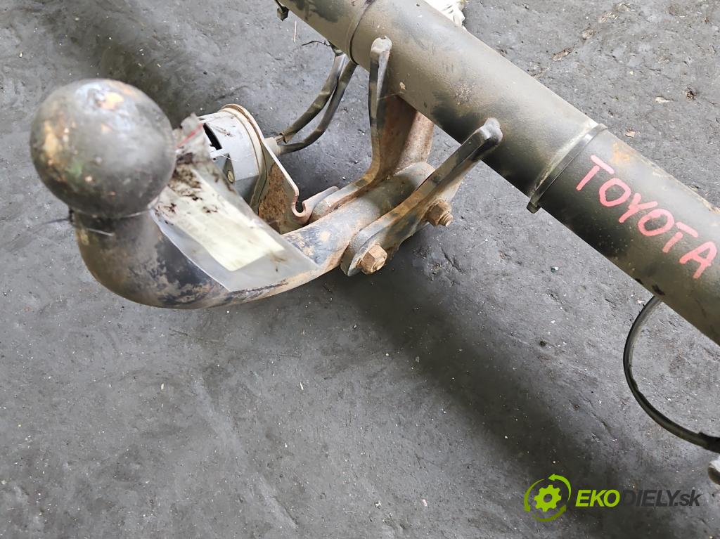 Toyota Avensis II T25 2003-2008 1.8 vvti 129 hp manual 95 kW 1794 cm3 5- oko tažné  (Tažná zařízení)