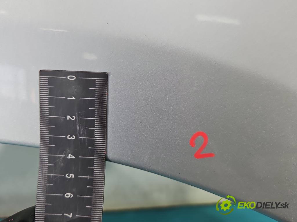 Dacia Sandero II 2012-2020 1.0 12V SCe 73 hp manual 54 kW 999 cm3 5- blatnik přední pravý (Ostatné)