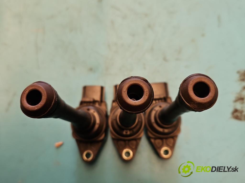 Dacia Sandero II 2012-2020 1.0 12V SCe: 73 HP manual 54 kW 999 cm3 5- cievka zapaľovacia 224330360R (Zapaľovacie cievky, moduly)