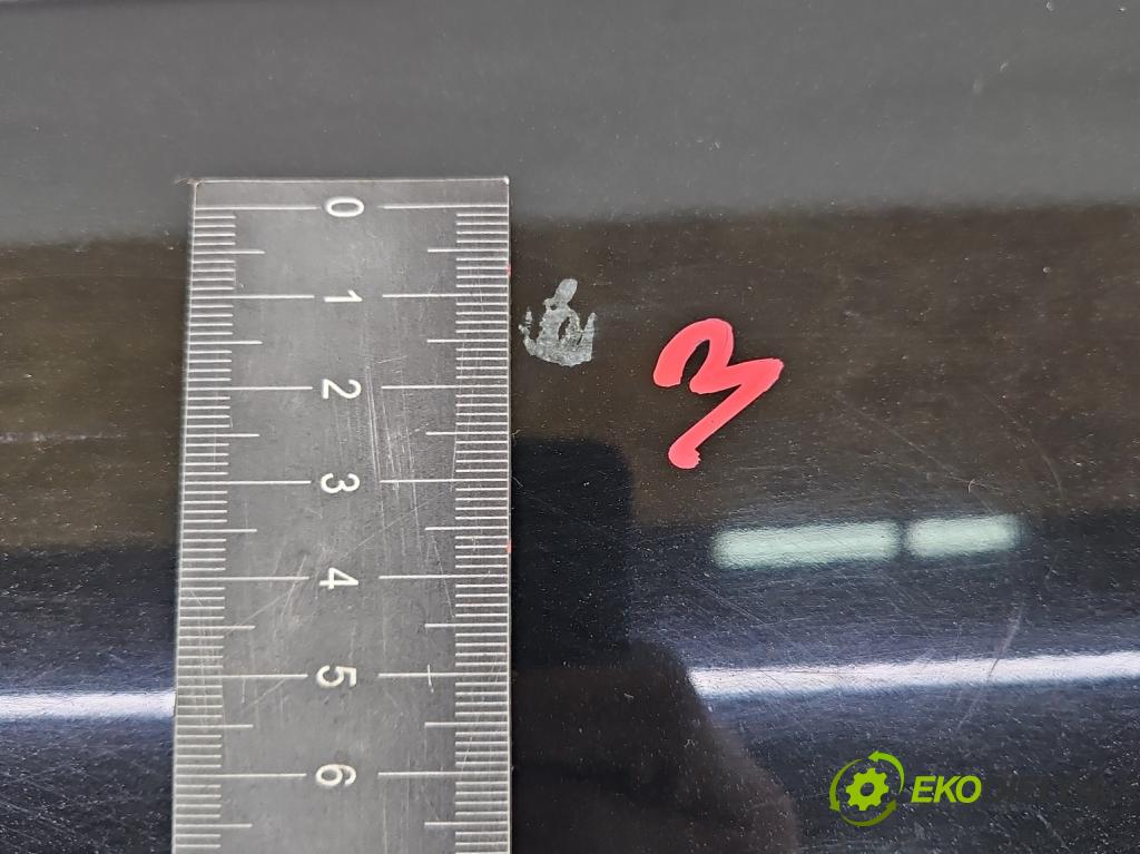 Vw Golf IV 1997-2003 1.9 tdi 101 HP manual 74 kW 1896 cm3 5- zadna kufor  (Zadné kapoty)