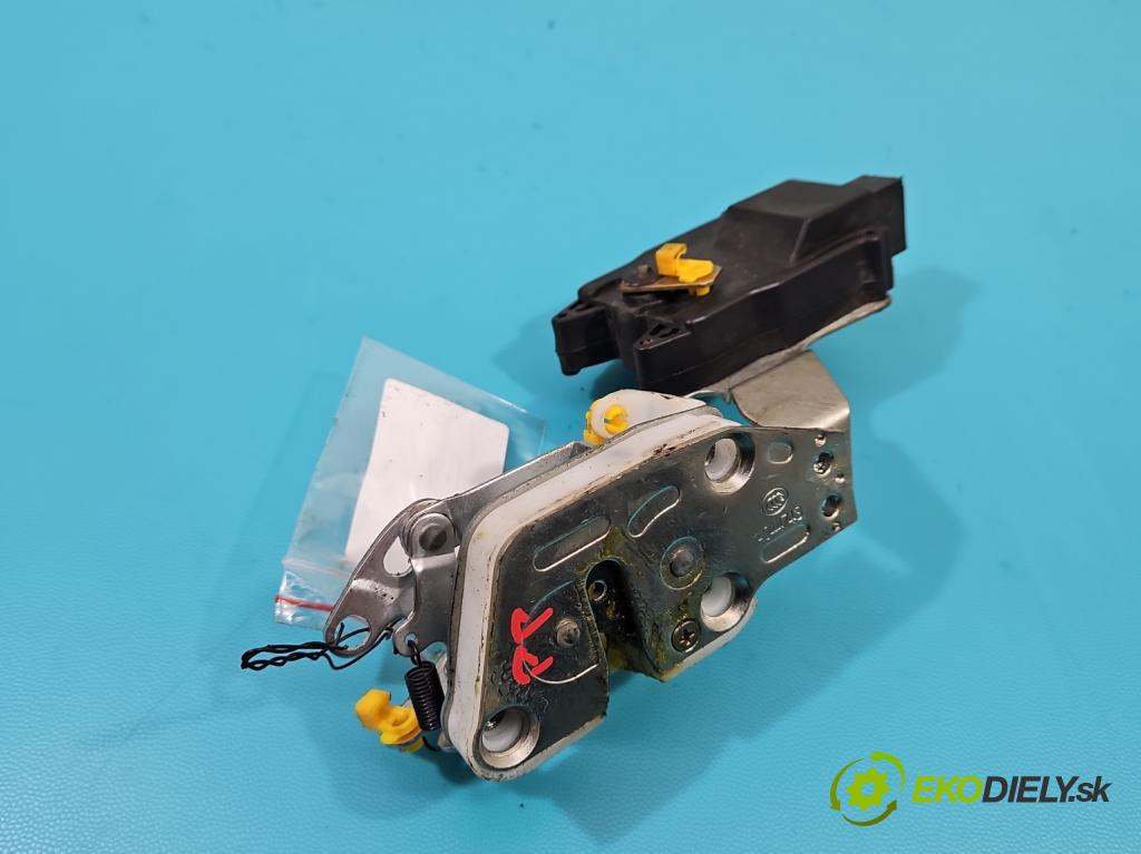 ANAIG Brisk ANJ2000DZK 0.0b: 3 hp automatic 2,5 kW  2- zámek přední pravý A044743