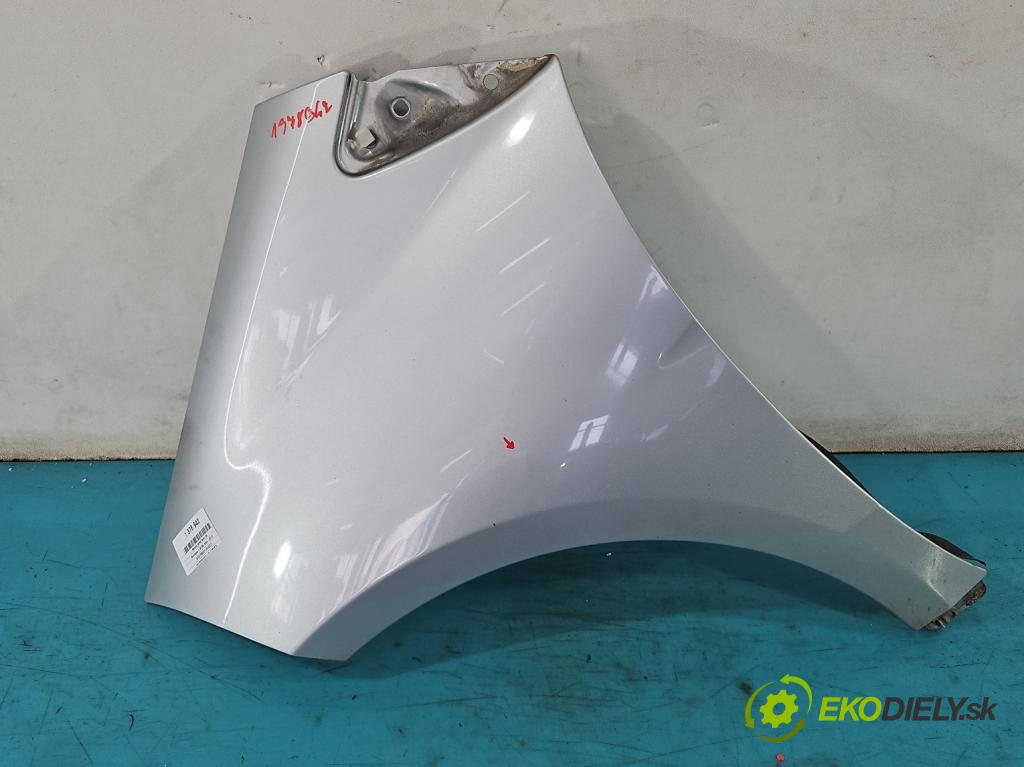 Mercedes A W169 2004-2012 1.5 95 hp manual 70 kW 1498 cm3 5- blatnik přední levý  (Predné ľavé)