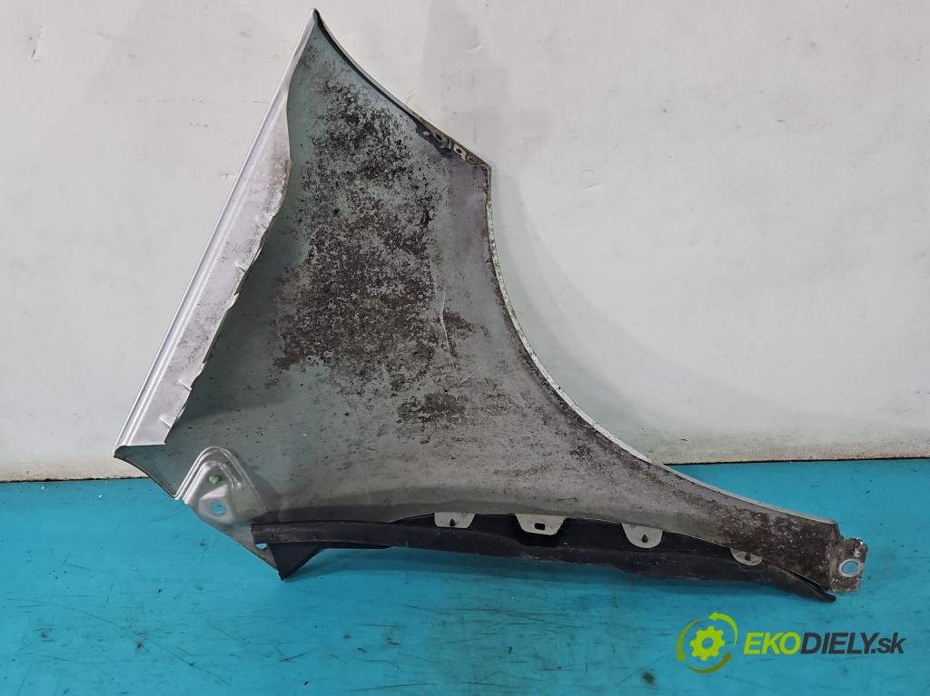 Mercedes A W169 2004-2012 1.5 95 hp manual 70 kW 1498 cm3 5- blatnik přední levý  (Predné ľavé)