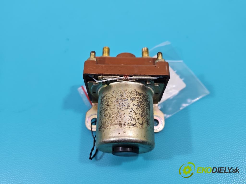 ANAIG Brisk ANJ2000DZK 0.0b: 3 HP automatic 2,5 kW  2- Relé: ostatné