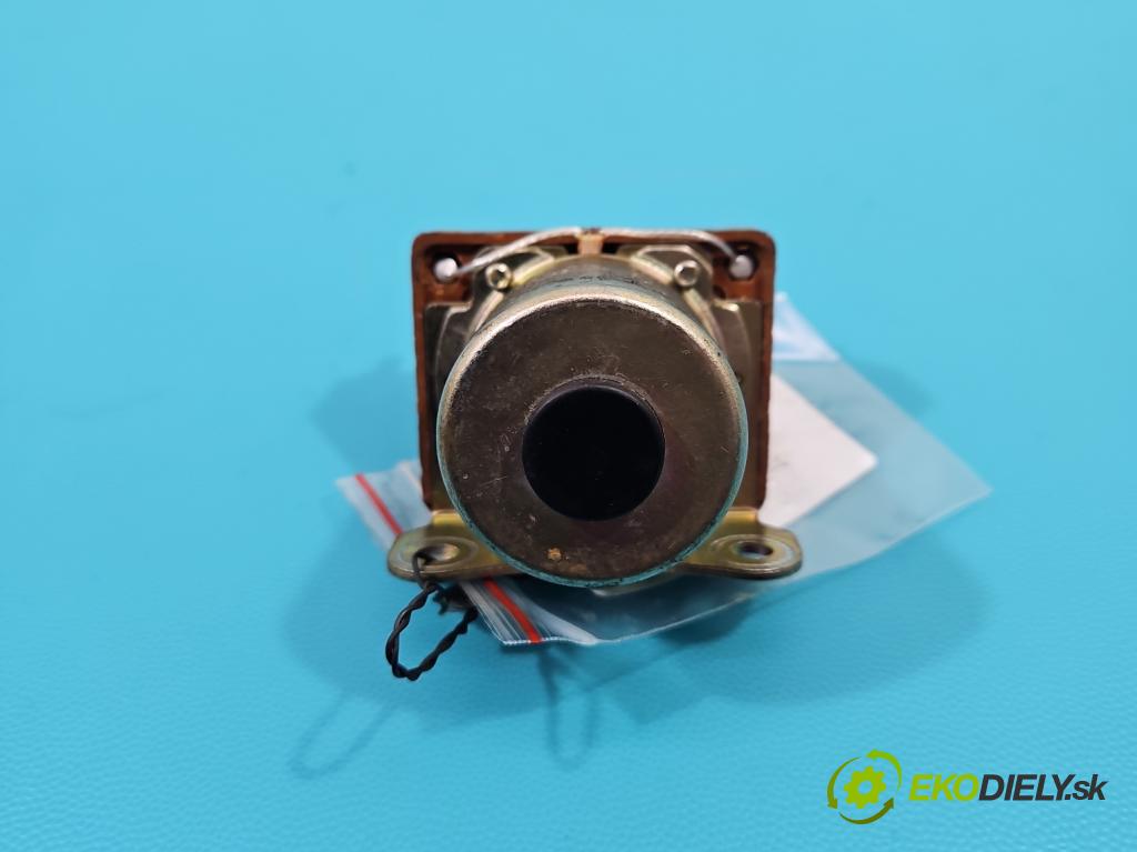 ANAIG Brisk ANJ2000DZK 0.0b: 3 HP automatic 2,5 kW  2- Relé: ostatné