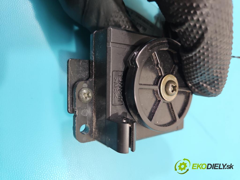 ANAIG Brisk ANJ2000DZK 0.0b: 3 HP automatic 2,5 kW  2- pedal plyn potenciometr: TS0901-03