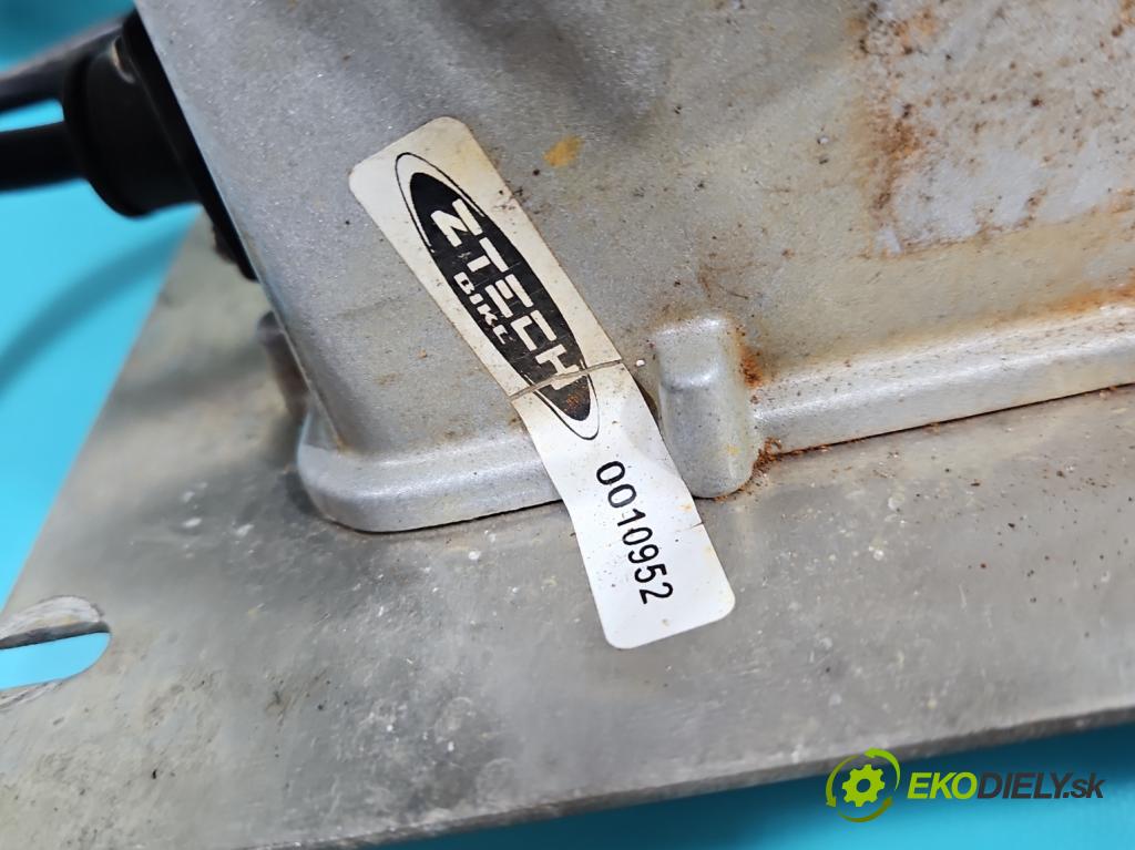 ANAIG Brisk ANJ2000DZK 0.0b: 3 hp automatic 2,5 kW  2- měnič aktuální: HFJB0K7-220-072FM-2A