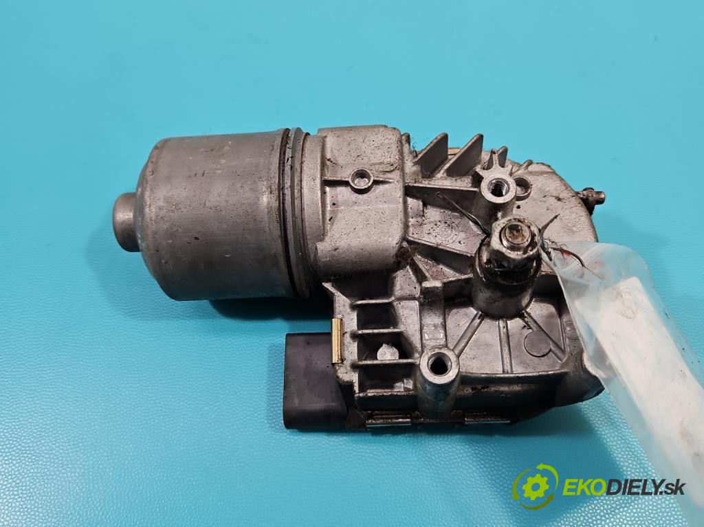 Vw Golf plus 1.9 tdi 105 hp manual 77 kW 1896 cm3 5- motor stěračů přední 5M0955119