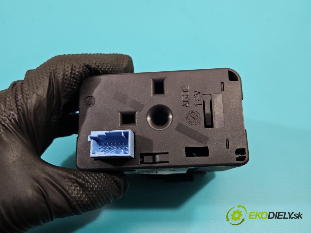 Fiat Croma II 2005-2010 1.9 jtd 120 HP manual 88 kW 1910 cm3 5- Spínačka 7354312800 (Spínacie skrinky a kľúče)