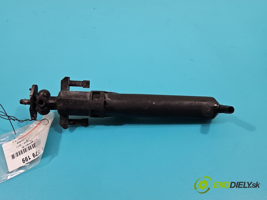 Citroen C4 I 2004-2011 1.6 16V 109 HP manual 80 kW 1587 cm3 3- ostrekovač reflektor: ľavý 89028244 (Motorček ostrekovačov)