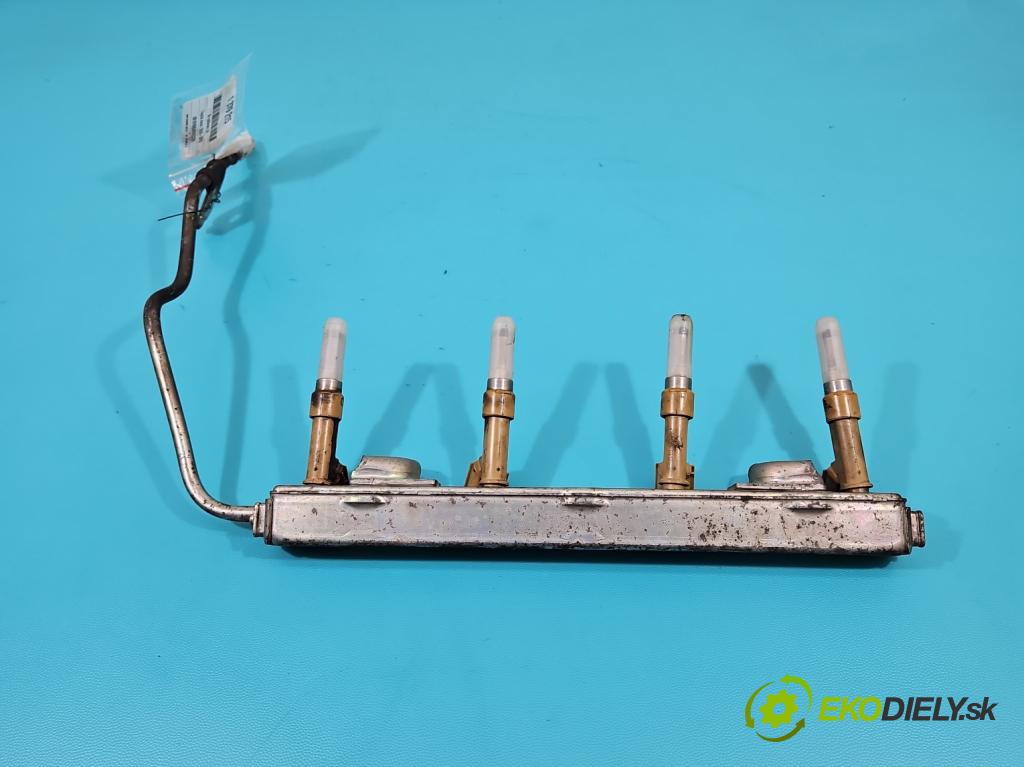 Toyota Auris I 2006-2013 1.6 vvti 124hp manual 91 kW 1598 cm3 5- vstrek 23250-37010 (Vstrekovače)