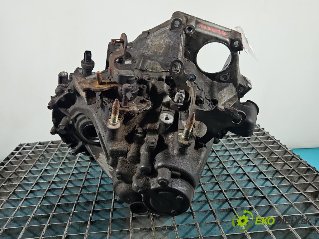 Honda Civic VII 2000-2006 1.4 16V 90 HP manual 66 kW 1396 cm3 5- prevodovka stupeň,rýchlosť manual