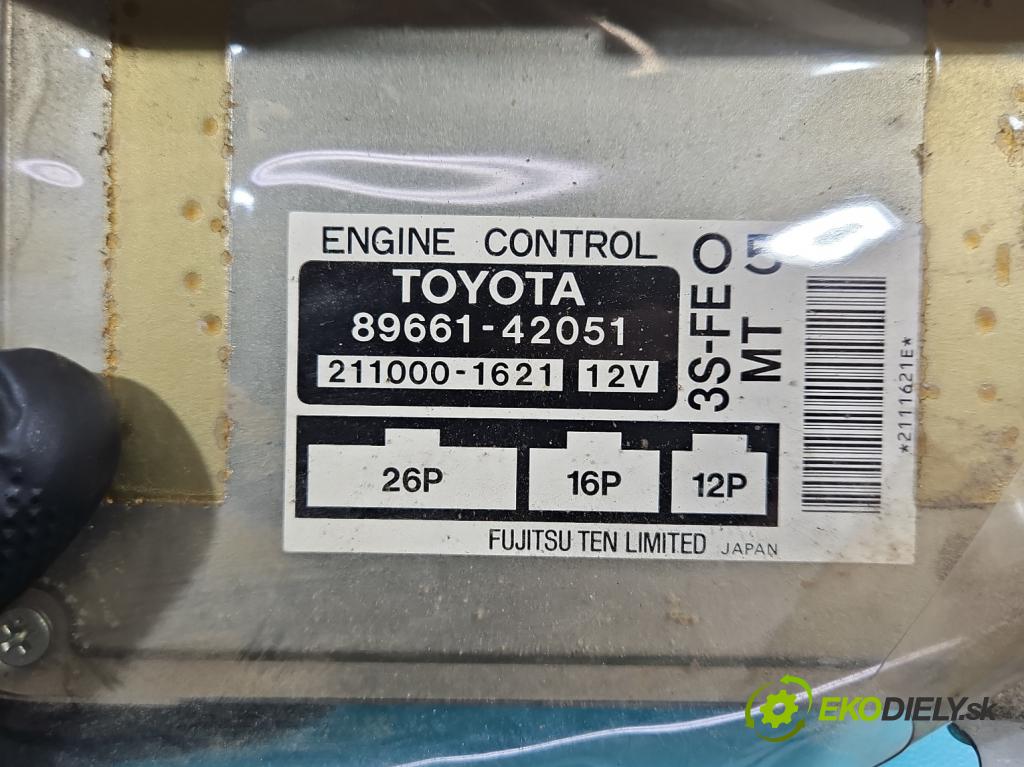 Toyota Rav4 I 1994-2000 2.0 16V 129 hp manual 95 kW 1998 cm3 5- řídící jednotka motoru 89661-42051