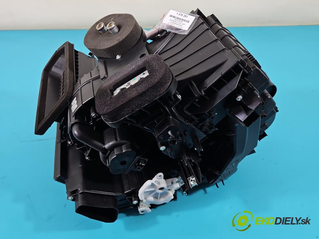 Dacia Sandero II 2012-2020 1.0 12V SCe 73 hp manual 54 kW 999 cm3 5- radiátor 200582327 (Radiátory topení)