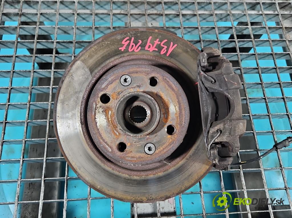 Dacia Sandero II 2012-2020 1.0 12V SCe: 73 HP manual 54 kW 999 cm3 5- náboj pravé  (Náboje)