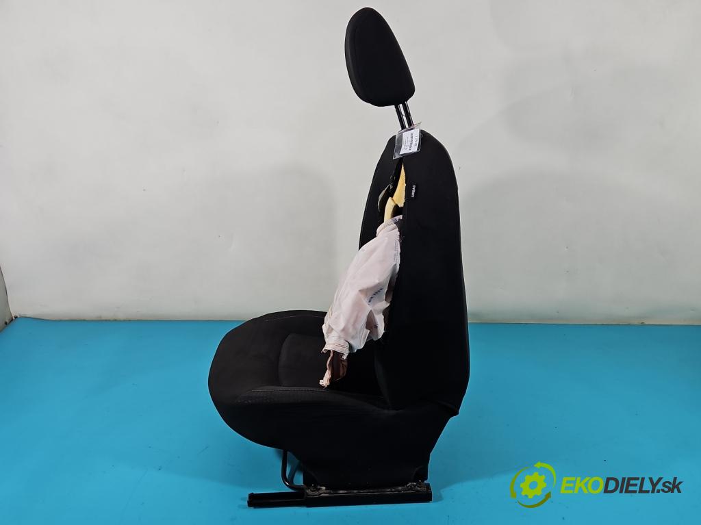 Dacia Sandero II 2012-2020 1.0 12V SCe: 73 HP manual 54 kW 999 cm3 5- Sedačka ľavý  (Sedačky, sedadlá)