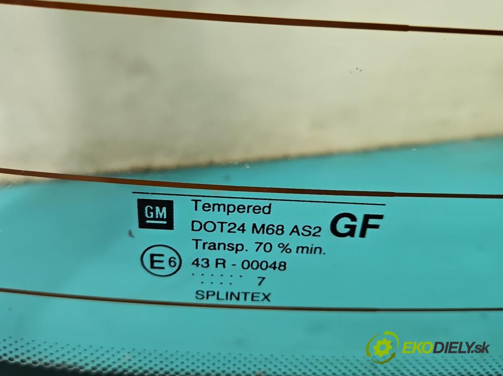 Opel Astra I 1991-2002 1.6 75 hp manual 55 kW 1598 cm3 3- sklo zadní  (Okna zadní)