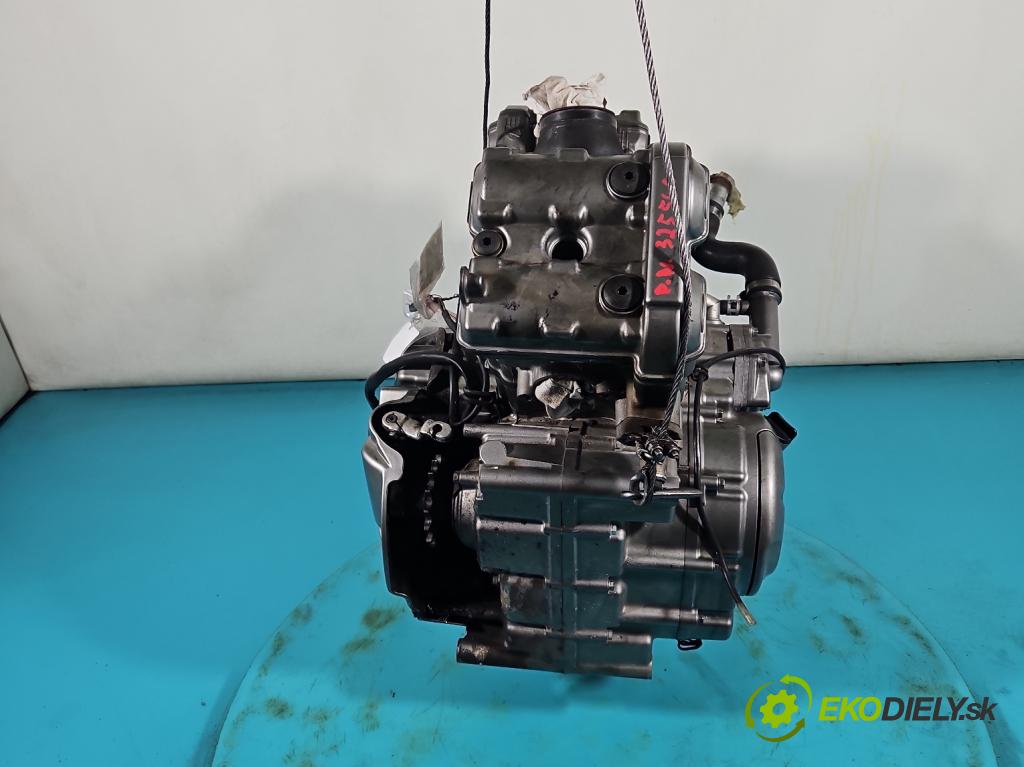 Suzuki SFV650 2009-2016 0.6 V2 72 HP manual 53 kW 645 cm3 2- motor benzín: P511