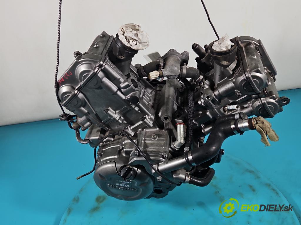 Suzuki SFV650 2009-2016 0.6 V2 72 HP manual 53 kW 645 cm3 2- motor benzín: P511