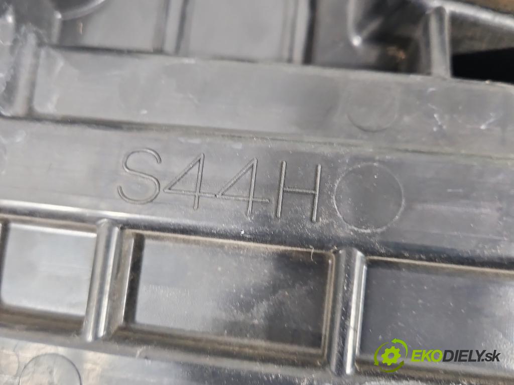 Suzuki SFV650 2009-2016 0.6 V2 72 HP manual 53 kW 645 cm3 2- Sedačka ľavý  (Sedačky, sedadlá)