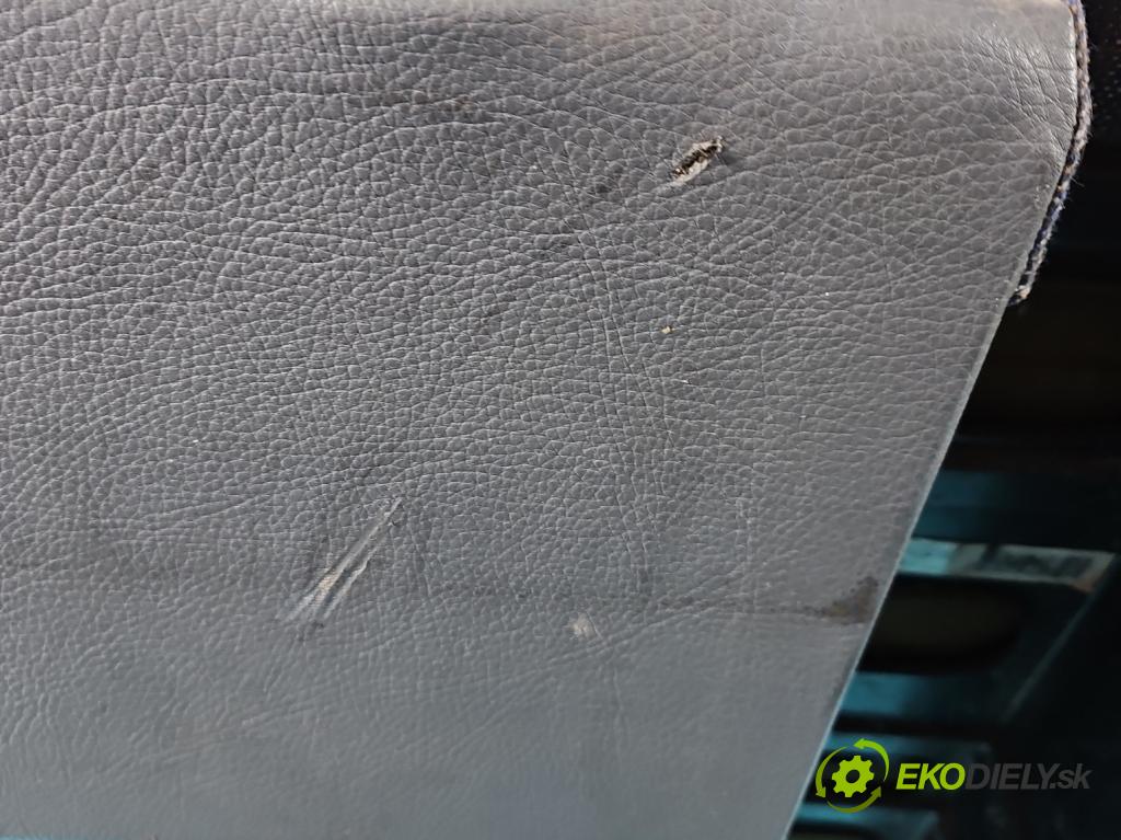 Mercedes Sprinter I 1995-2006 2,2.0 cdi 129 HP manual 95 kW 2148 cm3 5- Sedačka pravý (Sedačky, sedadlá)